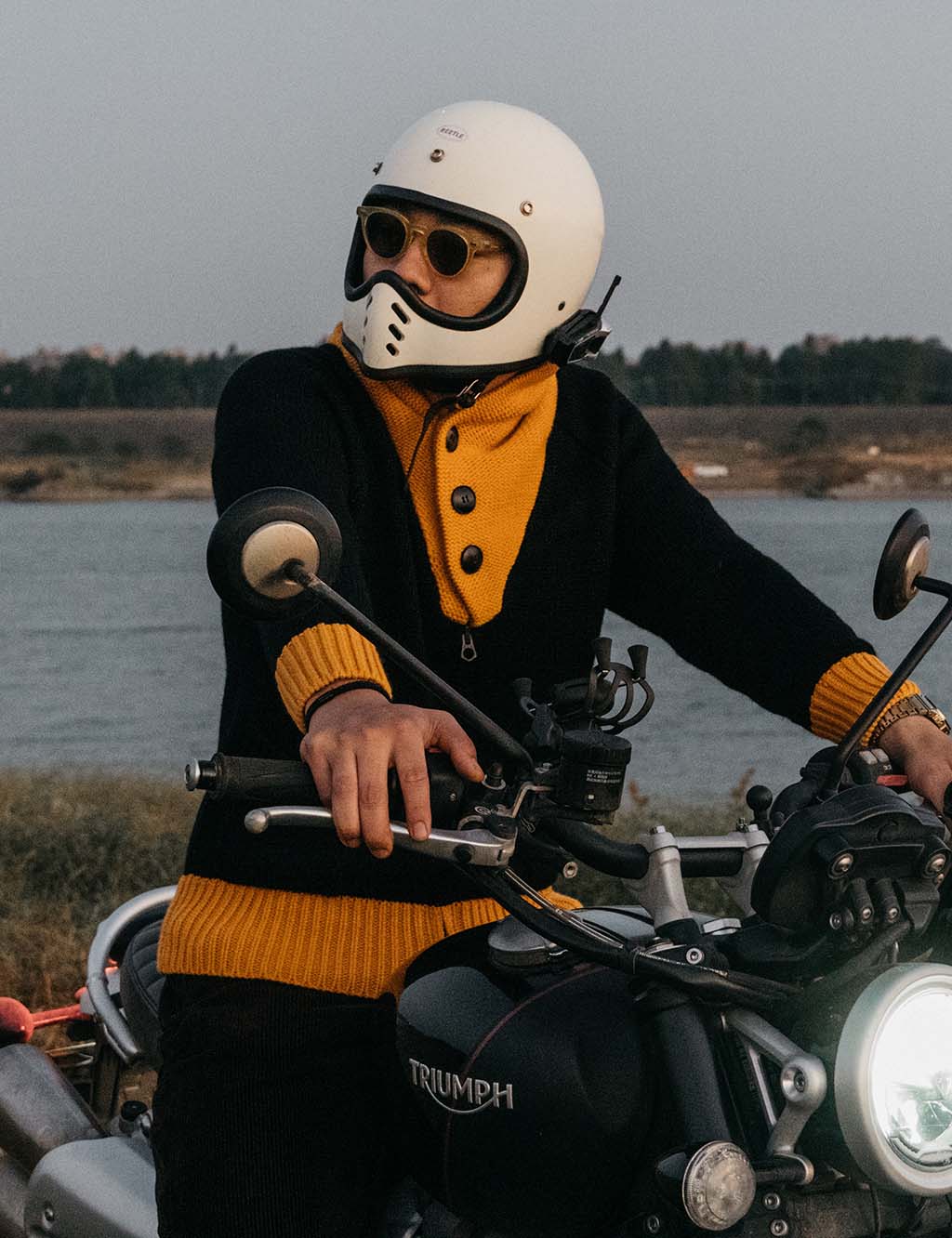 "1940s" Sweater - Black/Yellow