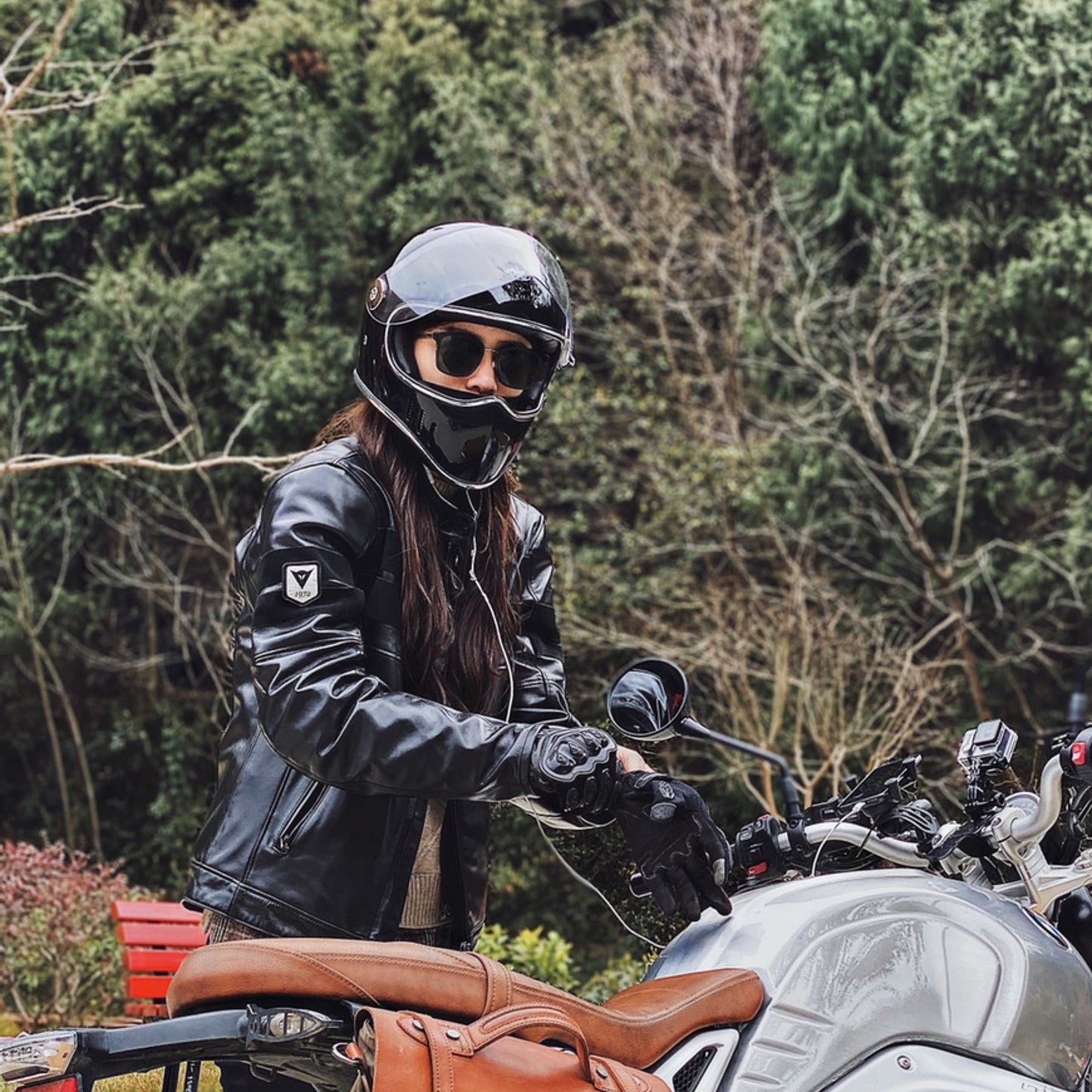 KHAN S MONGOLIAN Helmet - Gloss Black