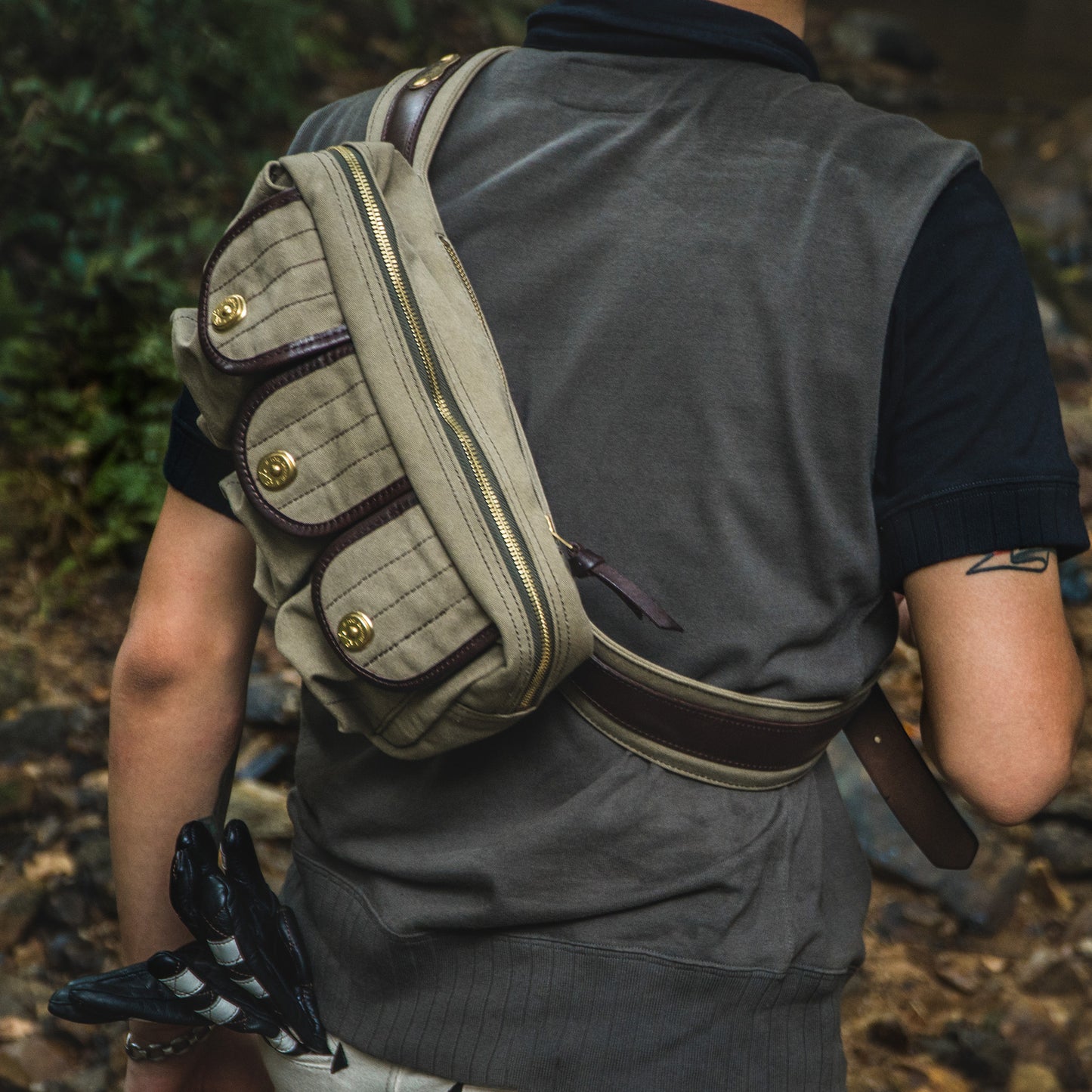 JUNGLE WARRIOR Shoulder Bag - Green