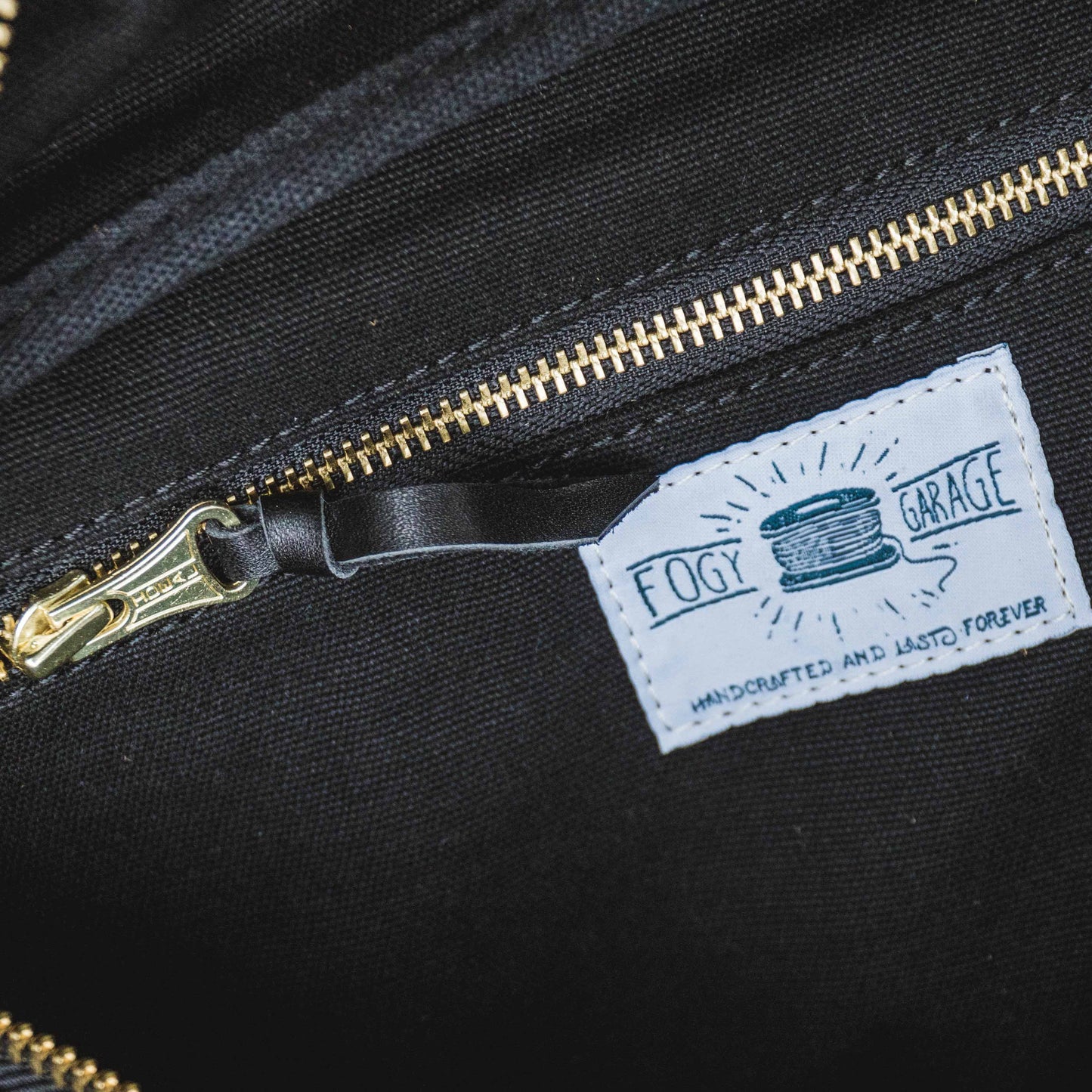 Diamond Quilted Fanny Pack / Crossbody Bag - Fogy Garage