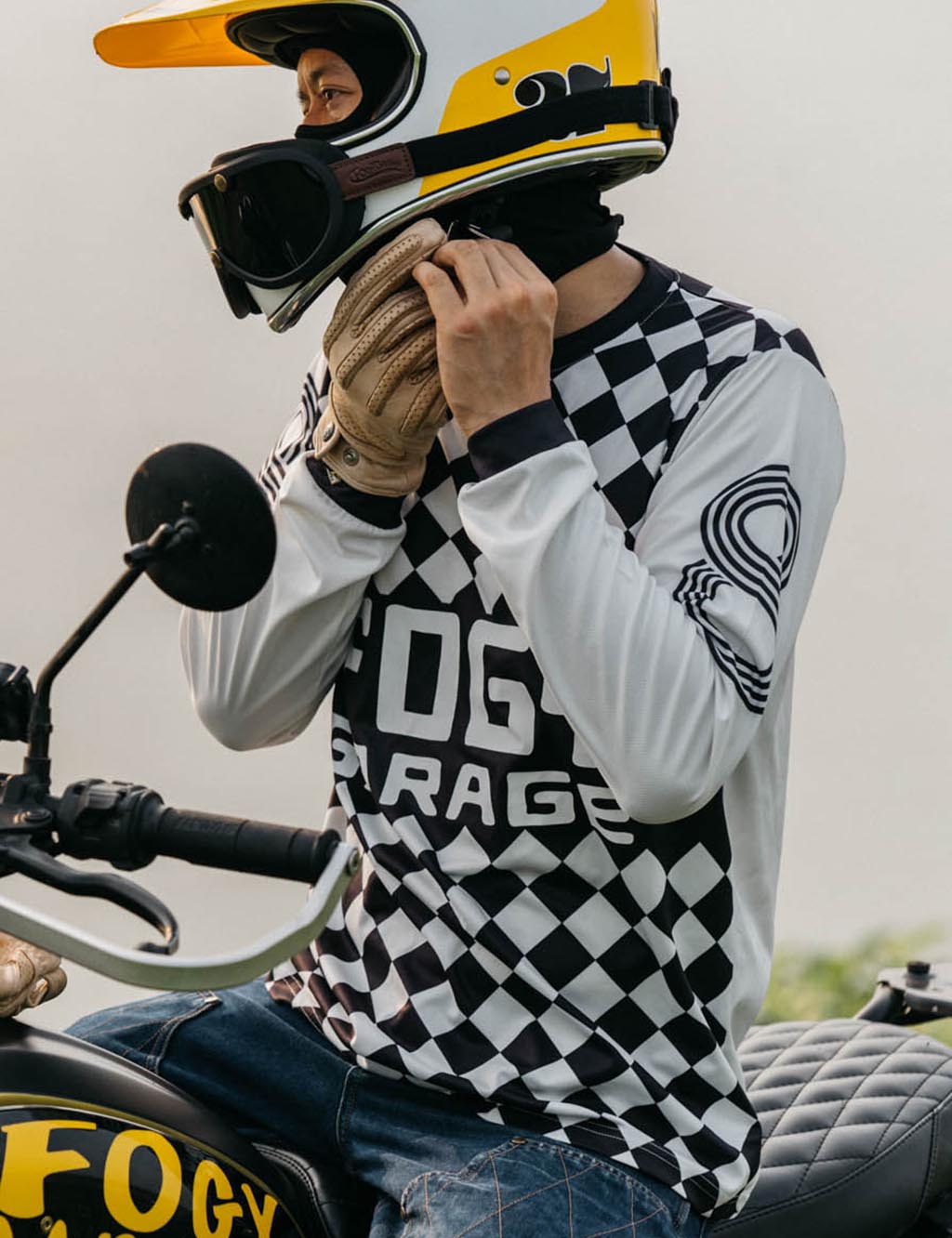 TRACKER COOLMAX Jersey - Black/White