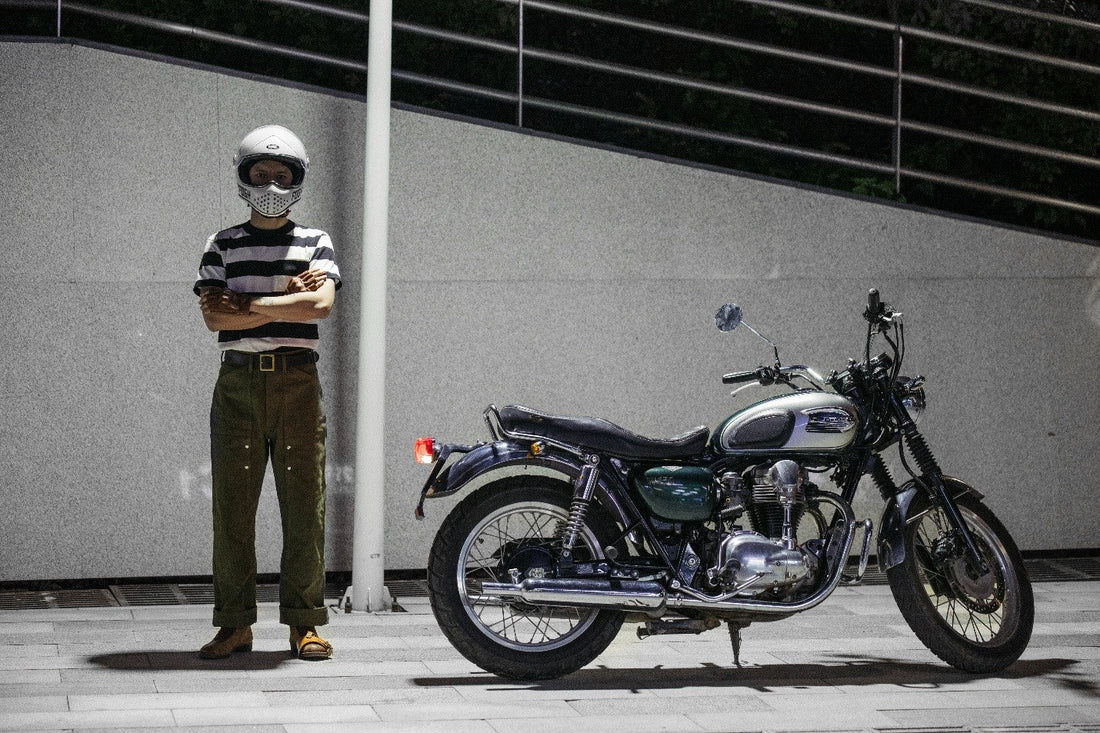 Two Reasons Motorcycle Pants Are The Ultimate Summer Experience - Fogy Garage