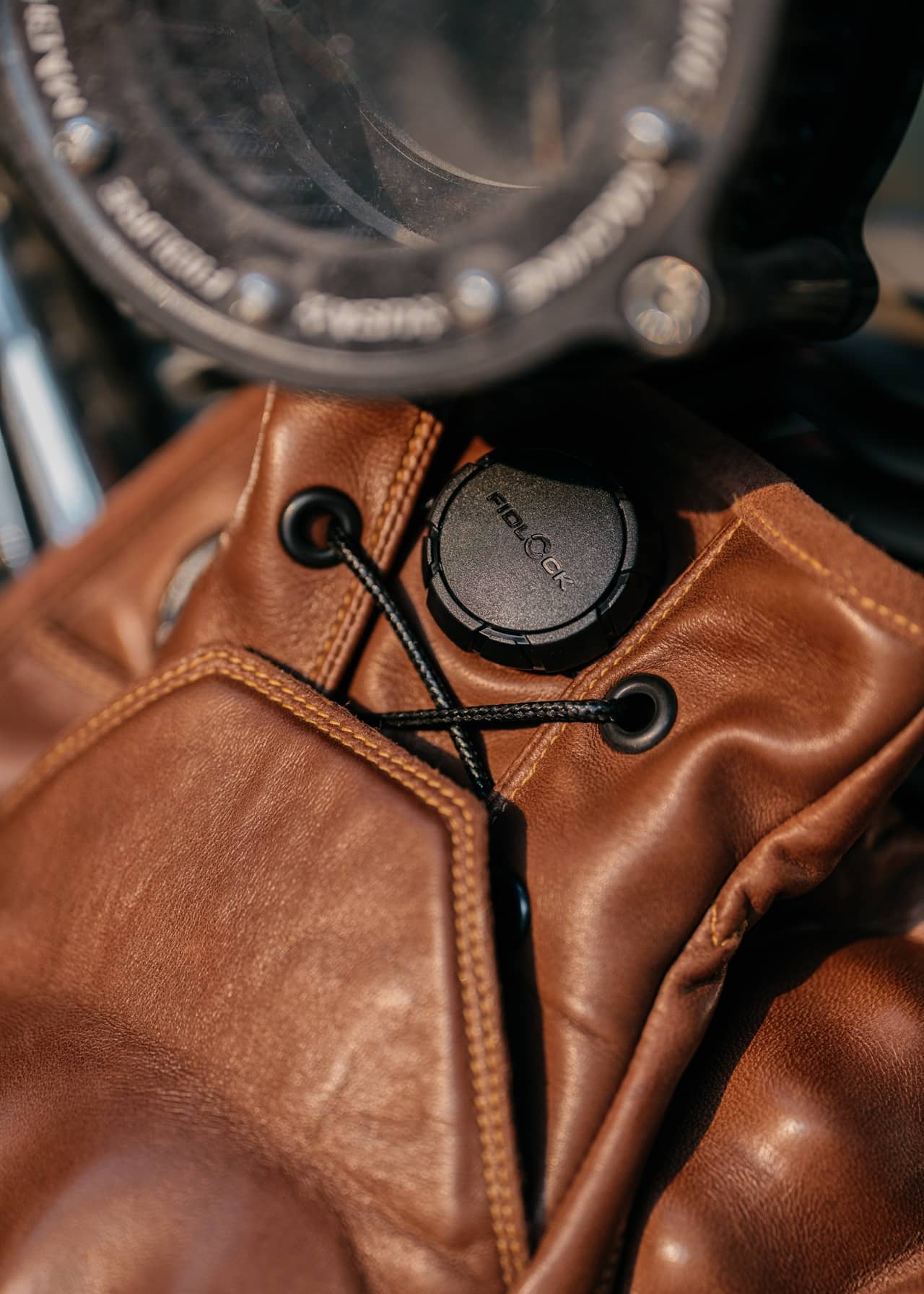 ULTIMATE HERO Gloves - Brown