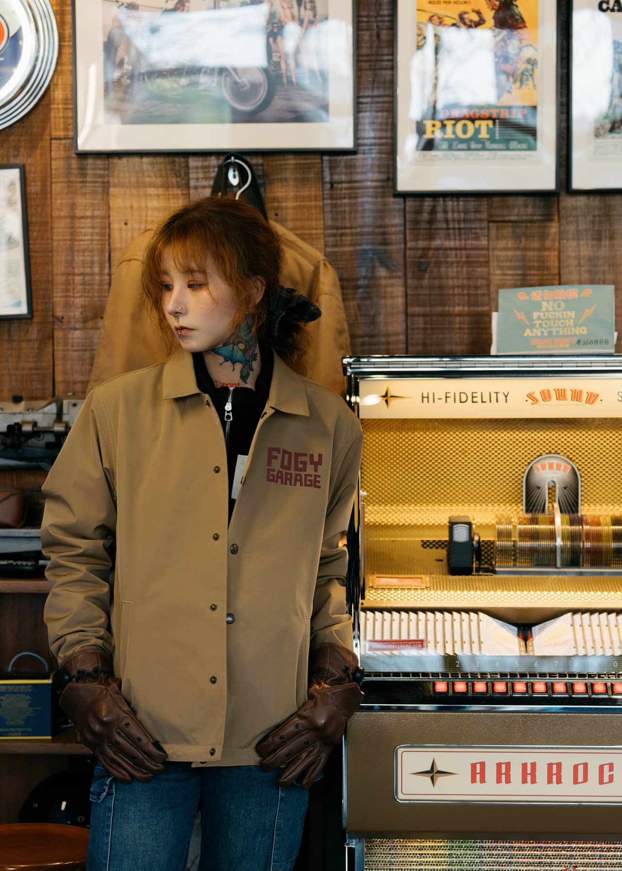 ULTIMATE HERO Gloves - Brown