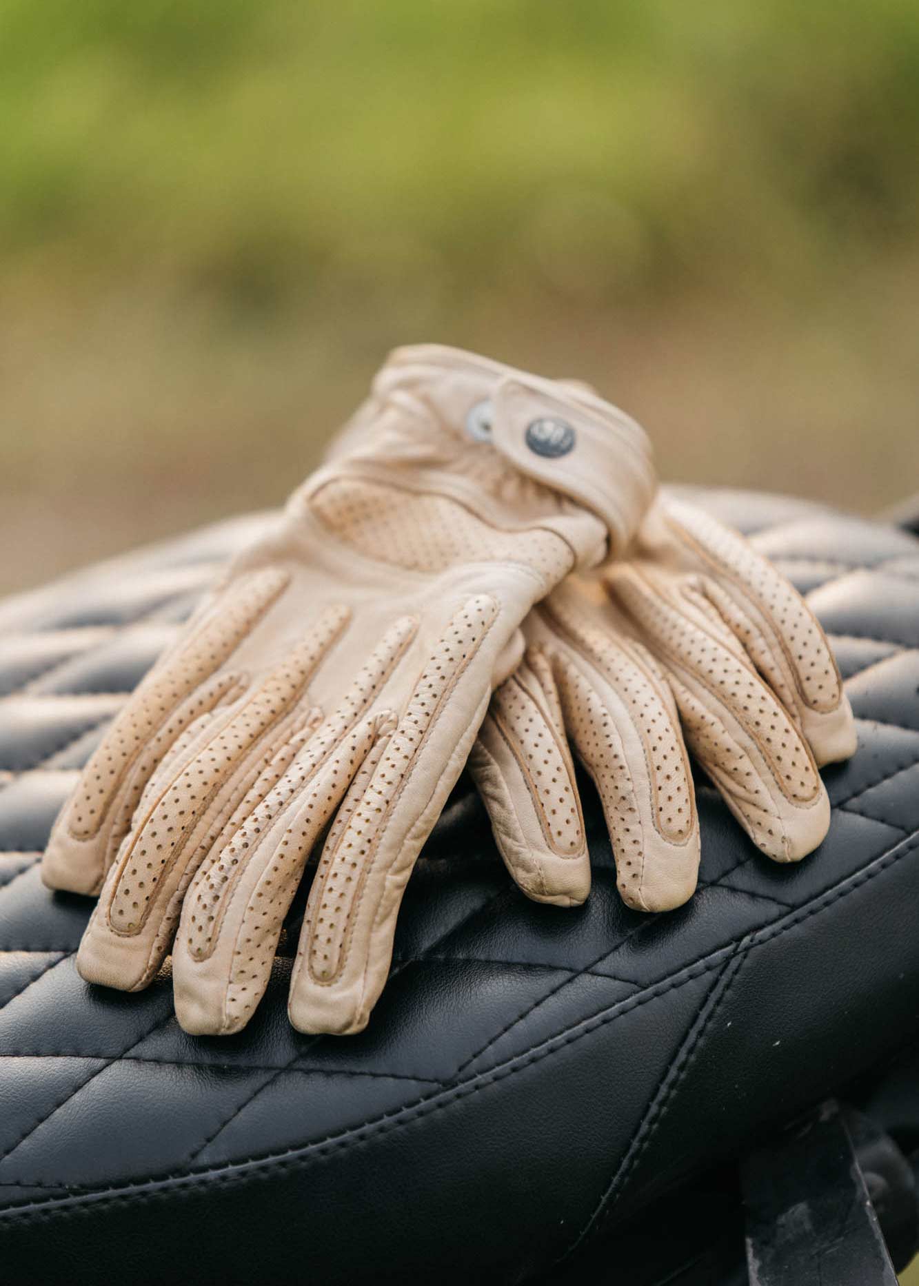 ETHIOPIA RASDASHEN Gloves - Natural