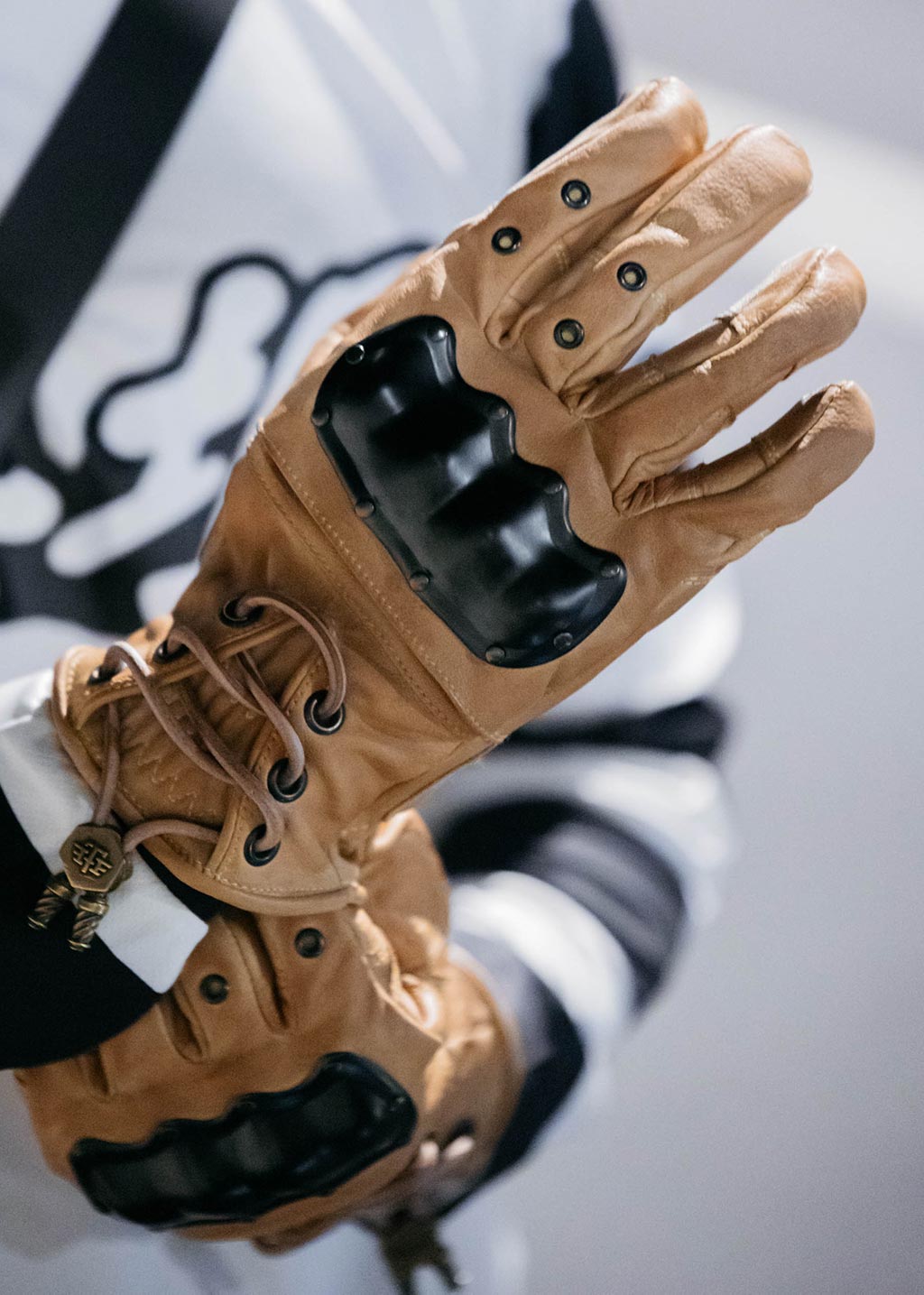 Armored motorcycle hot sale gloves