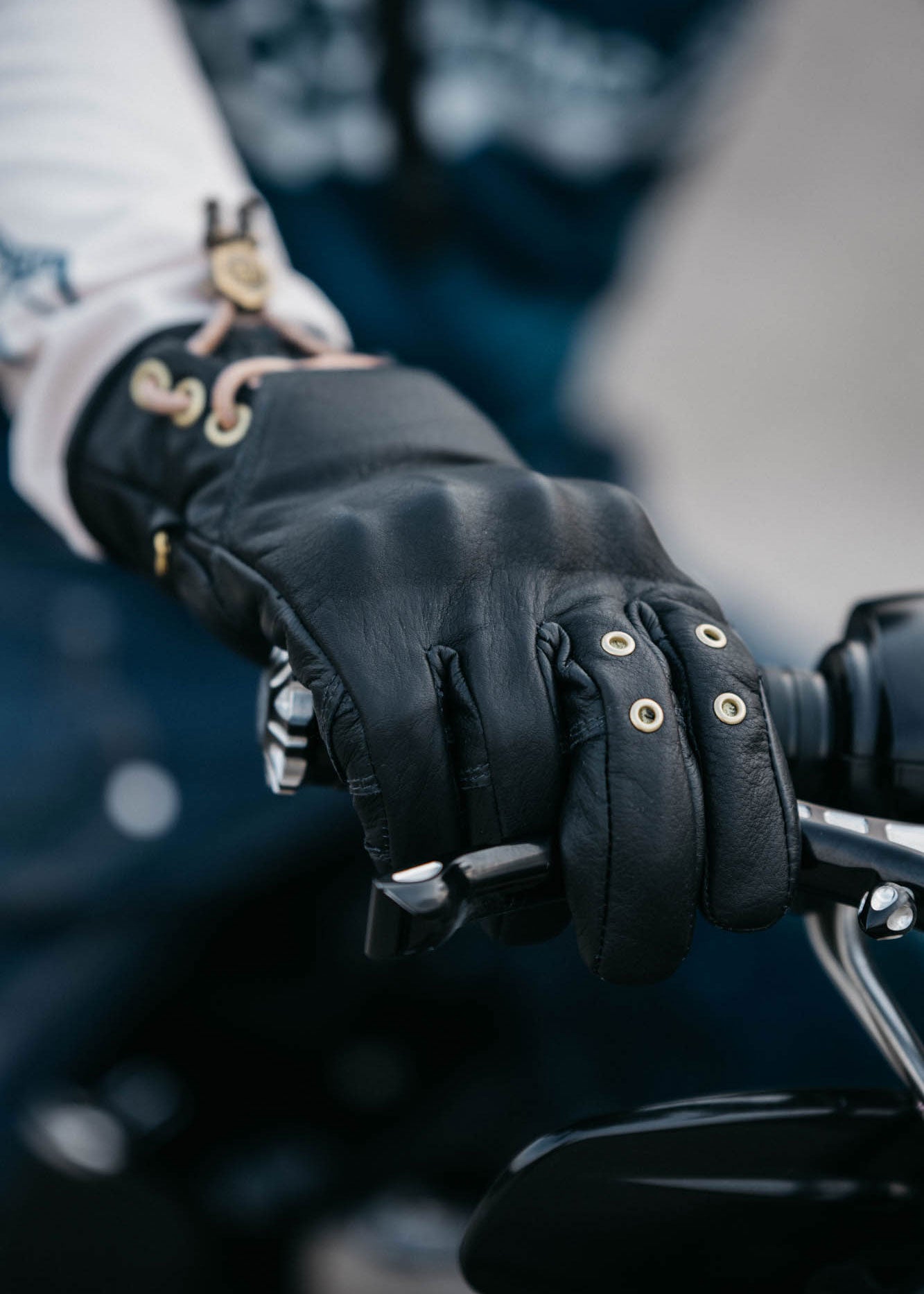 URSUS CHIEF Gloves - Black